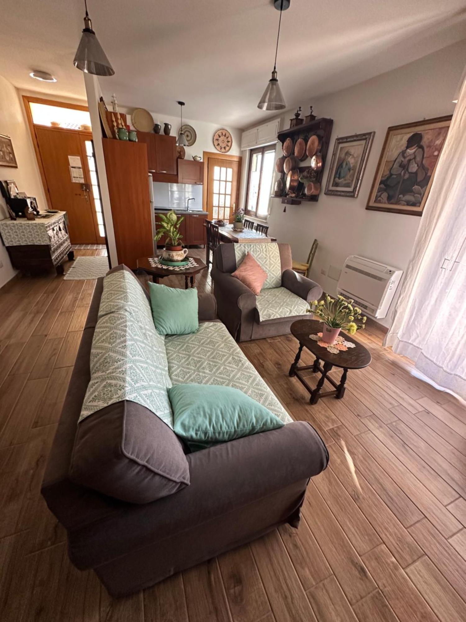 Casa Anita 32 Lägenhet Donigala Fenughedu Exteriör bild